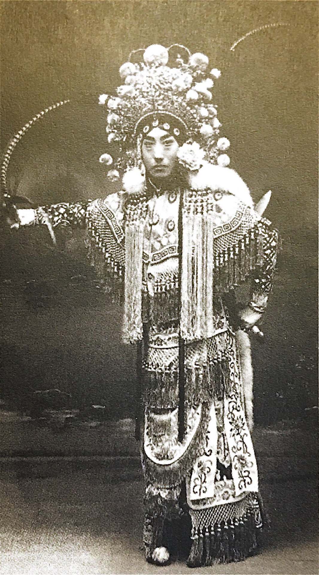 京剧《棋盘山》,王瑶卿饰窦仙童(中国戏曲学院戏曲教育数字博物馆载)