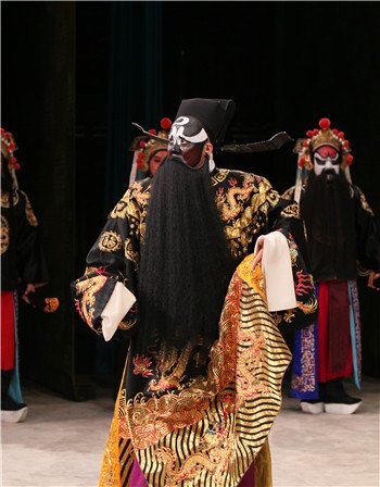 《铡美案》王越饰演包拯(国家京剧院第20次赴台演出剧照)