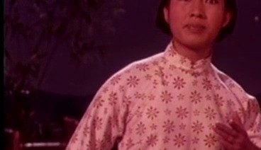 现代京剧《龙江颂》影片截帧:江水英(李炳淑饰)近景